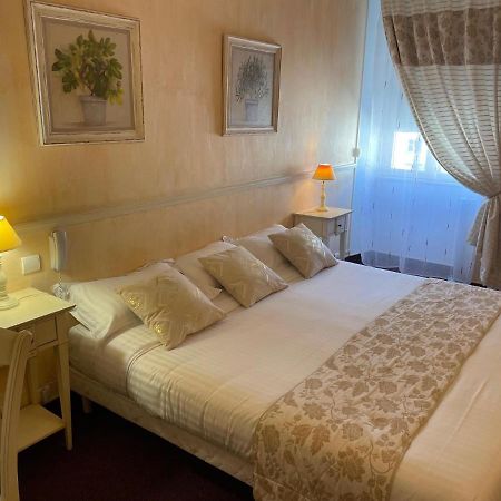 סווילאק Le Grand Hotel מראה חיצוני תמונה